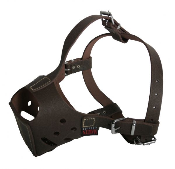 Muzzle voor american staffordshire bull terrier reu leer bruin