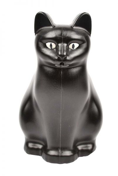 Gieter kat zwart