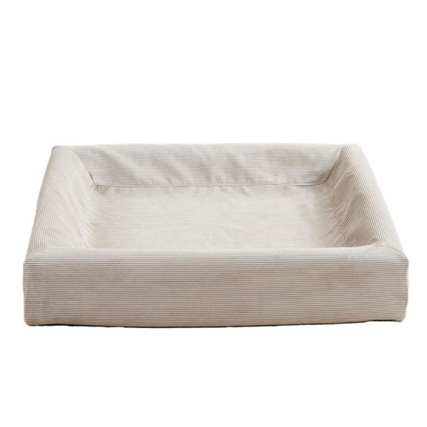 Bia bed rib hoes hondenmand zand