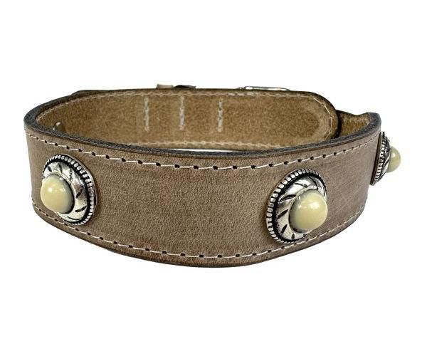 Sazzz halsband voor hond  boho treasure stone vintage leer beige